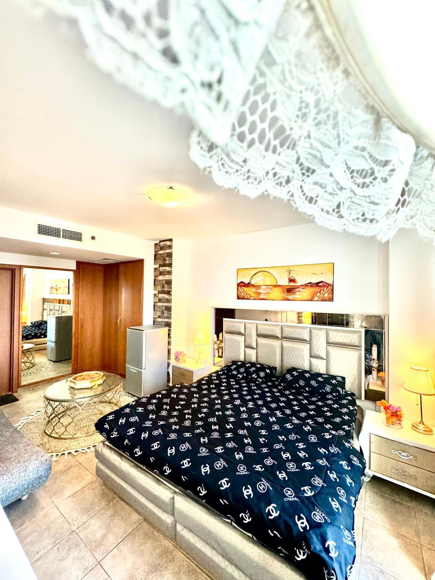 Travelers Backpackers Apartment Dubai Exterior photo