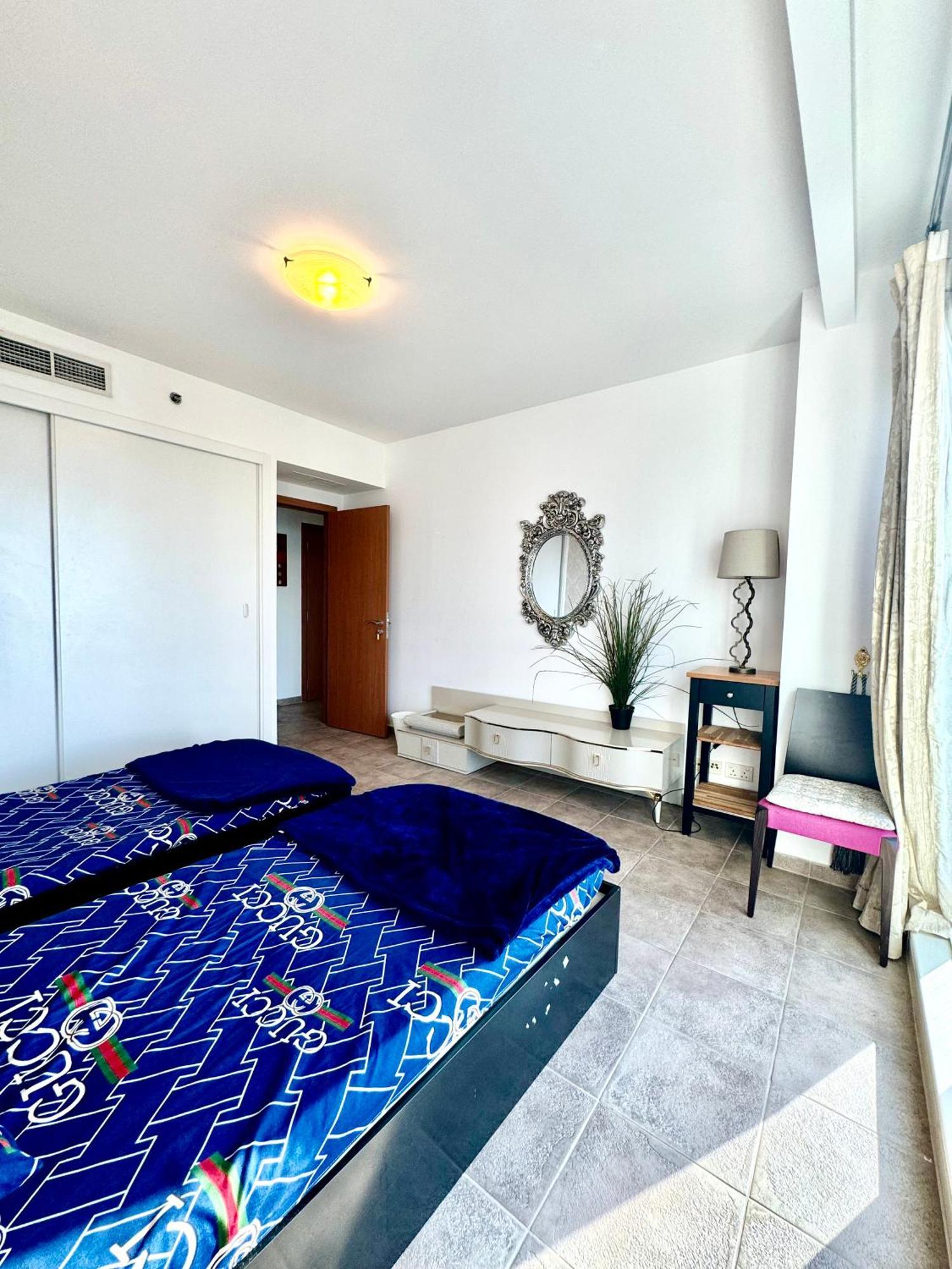 Travelers Backpackers Apartment Dubai Exterior photo