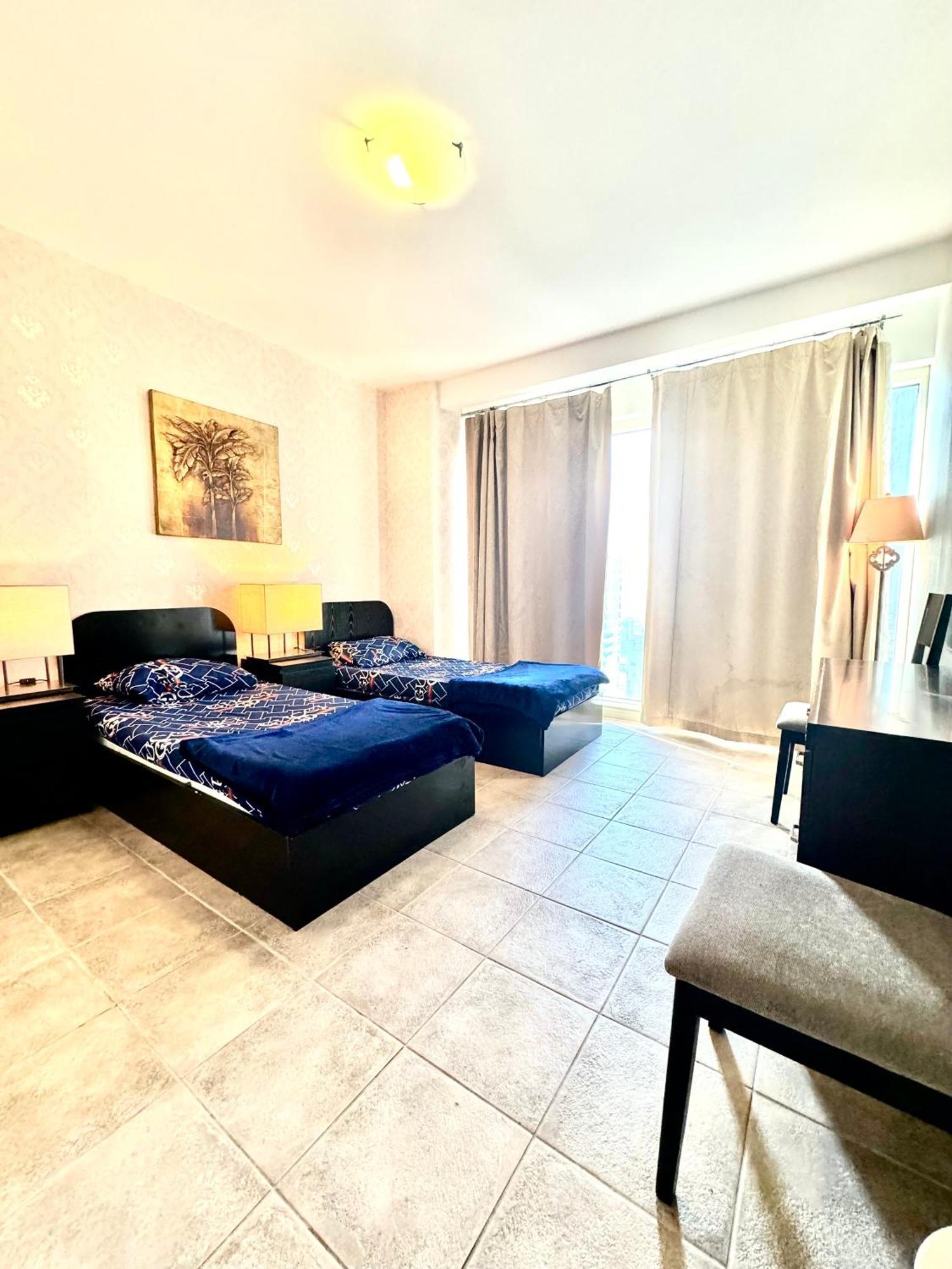 Travelers Backpackers Apartment Dubai Exterior photo