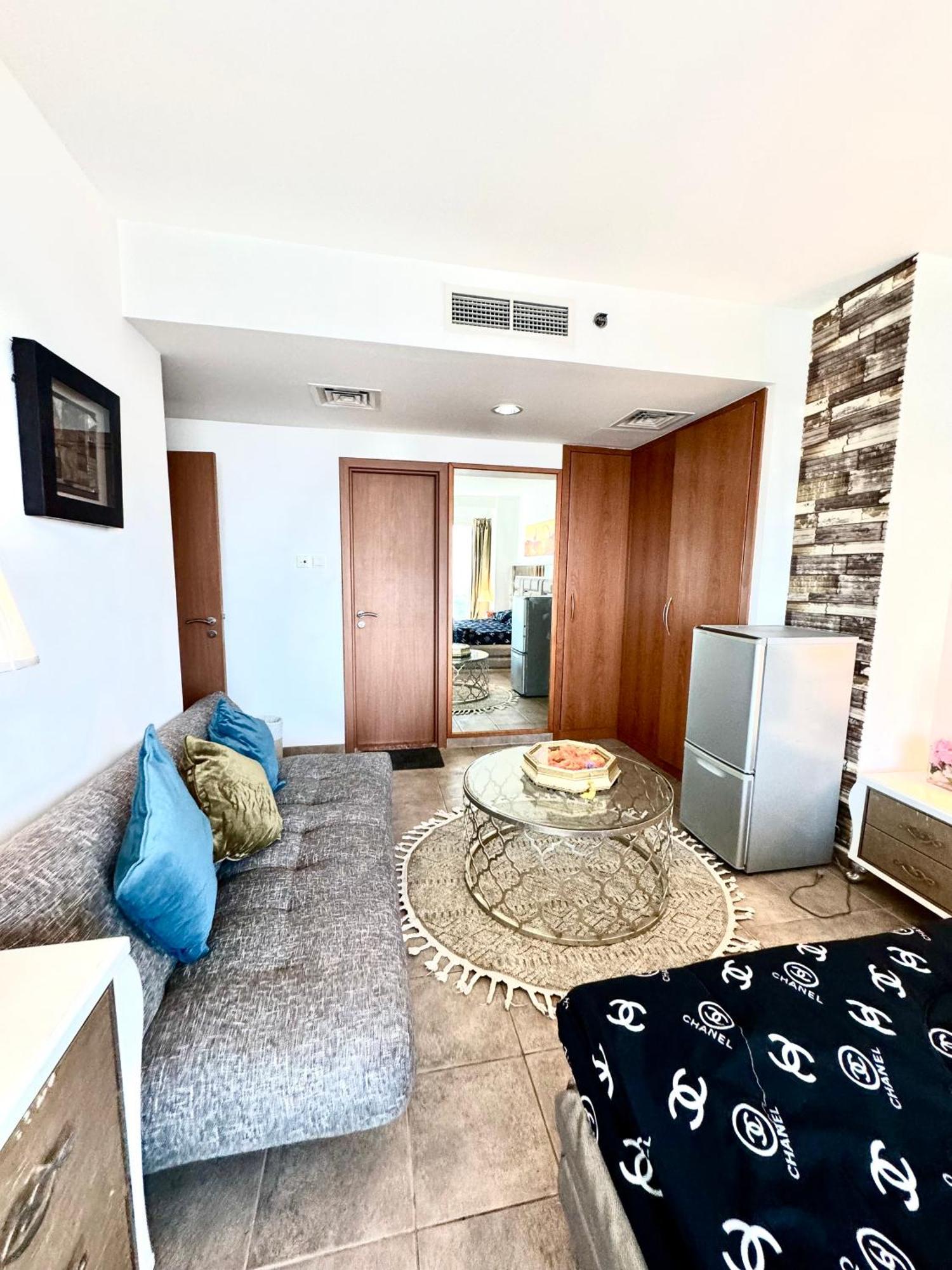 Travelers Backpackers Apartment Dubai Exterior photo