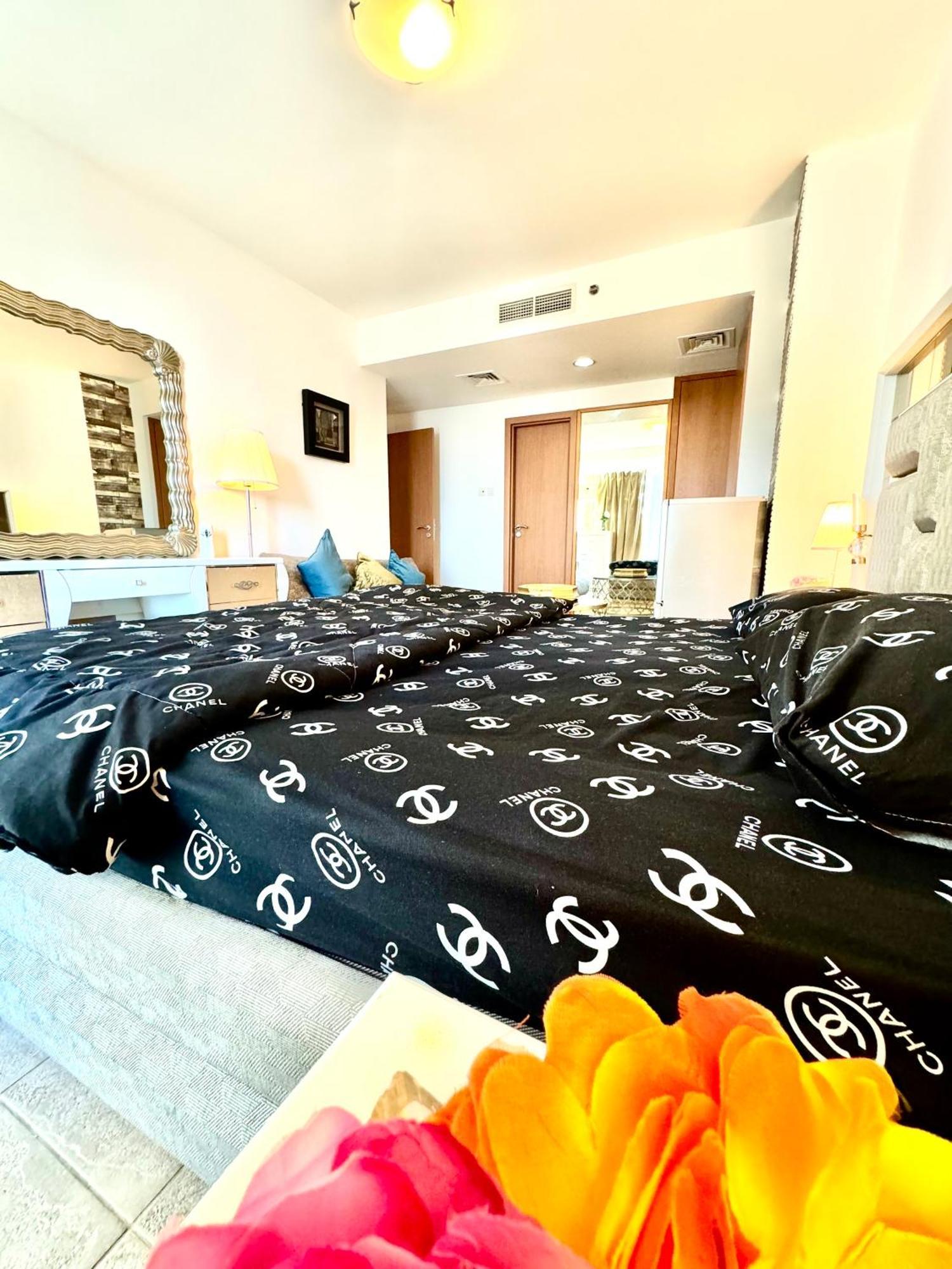 Travelers Backpackers Apartment Dubai Exterior photo
