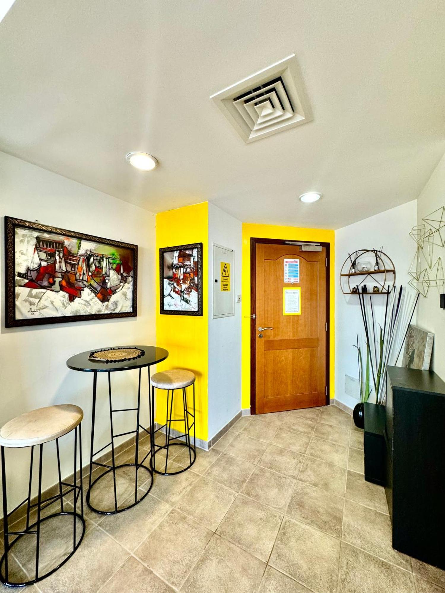 Travelers Backpackers Apartment Dubai Exterior photo